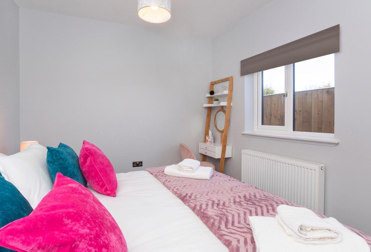 Ferienwohnung The Luxury Potting Shed With Free Parking! York Exterior foto